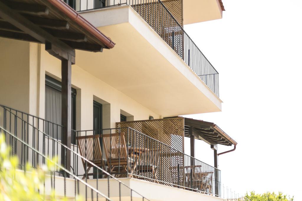 Olive Tree Apartments Fúrka Kültér fotó